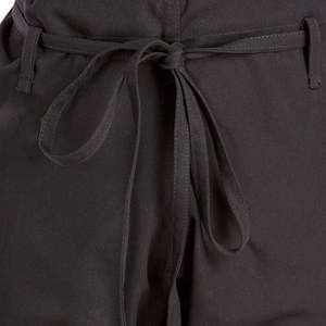 Uniforme de judo para entrenamiento, adecuado para técnicas de lanzamiento, trabajo de agarre y ejercicios regulares, utilizado por estudiantes e instructores. - Product Image 5