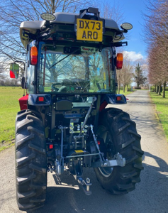 TRACTOR MASSEY FERGUSON BASTANTE USADO Pida ahora para precio al por mayor Tractores de calidad de envío rápido disponibles para la venta - Product Image 3