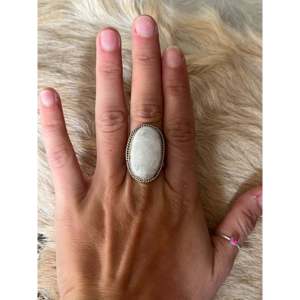 Reda Galvan <b>Moon</b> Stone & Sterling Silver <b>Ring</b> Size 7.75 Oval Shape Pattern - Product Image 2