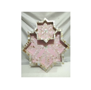 Plateaux de service vintage de haute qualité, plateaux décoratifs de table fabriqués avec des plats de service en nacre - Product Image 1