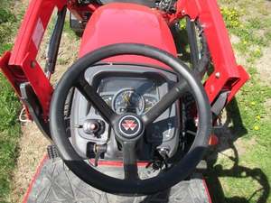 Tractor de Ruedas Usado MASSEY FERGUSON GC1725MB 2025, 6001-8000 Horas, Origen Francia - Product Image 2