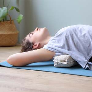 Almohada Cuadrada Japonesa Igusa Beige - Product Image 5