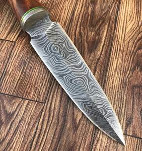 Cuchillo de Acero Damasco Hecho a Mano con Hoja de Acero con Alto Contenido de Carbono y Mango de Cuerno de Toro, Dureza MDM HRC60-65, Cuchillo de Camping de Grado Industrial - Product Image 5