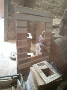 Marco de Resina con Incrustaciones de Hueso de Diseño Étnico Detallado, Marco de Fotos Artesanal para Decoración de Interiores - Product Image 6