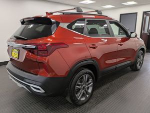 KIA SELTOS S AWD 2022 d'occasion LHD/RHD - Product Image 4