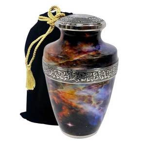 Urna de cremación de latón indio de alta calidad, suministros funerarios, exportador de urnas conmemorativas hechas a mano - Product Image 2