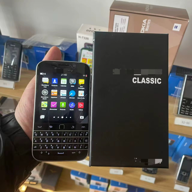 Retro BlackBey Q20 Unlocked 3.5-inch Keypad Feature Phone