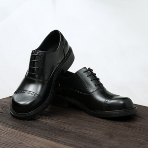 Zapatos de Negocios de Cuero Genuino con Suela Resistente al Desgaste y Plantilla Transpirable, Zapatos Formales para Hombre, Zapatos de Oficina - Product Image 4