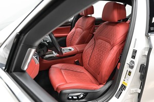 BMWW Série 7 Alpina B7 xDrive AWDD de haute qualité, neuve/d'occasion, PRÊTE À ÊTRE EXPÉDIÉE DANS LE MONDE ENTIER - Product Image 4