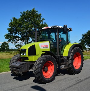 Tracteur agricole robuste CLAAS Axion 960 TT avec GPS RTK à configuration DIY, vente en gros, prix usine, meilleure qualité, produit phare - Product Image 4