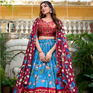 Imprimé Lehenga Patola en soie de Tussar traditionnel nouvellement conçu avec une bordure de tissage Zari pour une tenue de fête de mariage - Product Image 2