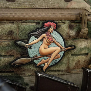 Vente en gros Écusson en PVC 3D Écusson en PVC personnalisé en relief Écusson en PVC pour vêtements Insigne d'étiquette pour vêtements, vêtements, jeans, chapeaux - Product Image 4