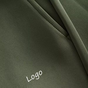 Pantalones cortos deportivos personalizados de poliéster suave con cintura ajustable, pantalones cortos para correr de alta calidad con logotipo personalizado de verano para hombres - Product Image 4