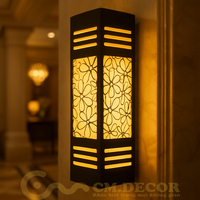 Applique murale LED DTT.001.01 avec interrupteur, lumière blanc chaud, abat-jour ambré, efficacité 90 lm/W, culot E27, utilisation intérieure/extérieure