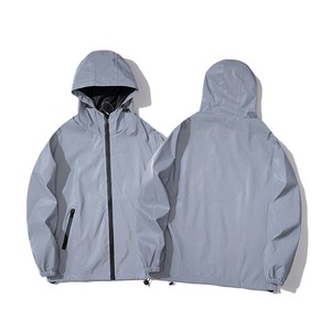 Chaqueta reflectante que brilla en la oscuridad para hombre, abrigo informal para exteriores, cortavientos para correr, ciclismo, senderismo, chaquetas de lluvia transpirables de talla grande - Product Image 1