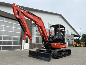 Mini-excavatrice sur chenilles Kubota U55-5 compacte de 5,5 tonnes avec un puissant système hydraulique pour la construction, l'agriculture et l'aménagement paysager - Product Image 6