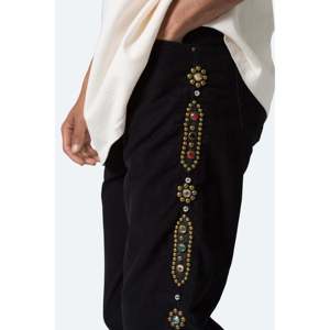 Le Pantalon Velours Côtelé Mojave-Noir - Product Image 2