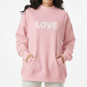 Sudadera de Forro Polar Oversize de Cuello Redondo Estilo Nórdico para Mujer con Personalización Frontal de Insignia - Comodidad Esencial - Product Image 1