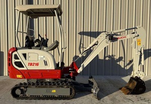 รถขุดขนาดเล็ก Takeuchi TB216 สำหรับงานหนัก พร้อมเครื่องยนต์ ปั๊ม เกียร์บ็อกซ์ PLC ประสิทธิภาพสูง สำหรับงานดิน รับประกัน 1 ปี - Product Image 2