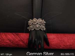 Conjunto de pulseras oxidadas para mujer, joyería de diseño de esmalte de plata alemán, ropa de fiesta, estilo elegante, joyería de moda - Product Image 3