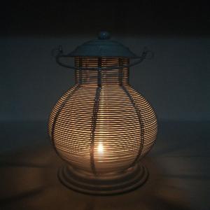 Linterna de metal con acabado de color marrón redondo de diseño clásico hecha de linternas de metal de hierro para decoración de hogar y jardín al precio más barato - Product Image 3