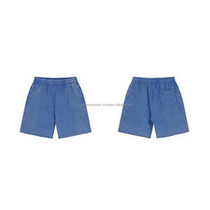 Shorts en coton délavé personnalisés pour hommes avec patch brodé, en molleton épais, style cargo vintage - Product Image 2