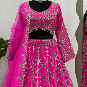 Lehnga choli ของผู้หญิงที่มีคุณภาพสูงด้วยการปักลายหนักสไตล์เจียมเนื้อเจียมตัวที่สง่างามจากอินเดียในราคาจำนวนมาก - Product Image 1