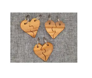 Benutzer definierte Geschenke Handgemachte Schlüssel bund Holz Schlüssel ring Schlüssel anhänger für ID-Karte Herz Design heißen Verkauf Produkt beste Qualität