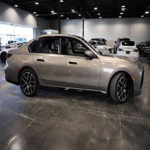 PRIX PARFAIT POUR UNE BMW Série 7 2023 - Product Image 3