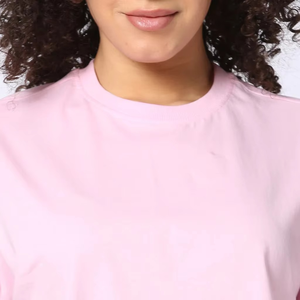 Nouveau modèle T-Shirt pour femme à manches courtes, tenue décontracté, col rond, impression personnalisée, logo, T-Shirt de jogging vierge de bonne qualité pour femme - Product Image 2