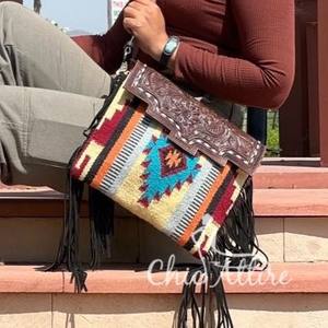 กระเป๋าผ้าอานแอลอีดีสไตล์ตะวันตกใหม่กระเป๋าถือสายหนังเครื่องมือกระเป๋าข้างแอซเท็กสีสันสดใสแกะสลักมือ - Product Image 1