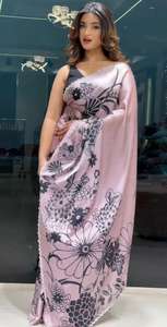 Saree numérique à imprimé floral sur toute la surface Chemisier en coton et soie avec contraste pour les fêtes - Product Image 6