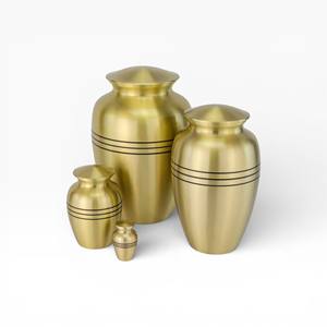ชุดโกศเผาศพทองเหลืองขัดเงา มีหลายขนาด พร้อมเส้นตกแต่งสีดำ สำหรับชุดอนุสรณ์ที่สมบูรณ์แบบ - Product Image 1