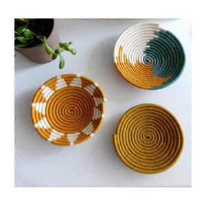 Assiette suspendue ronde naturelle en jonc de mer fabriquée au Vietnam pour décorer la maison, prête à être expédiée à partir de 99 GD - Product Image 1