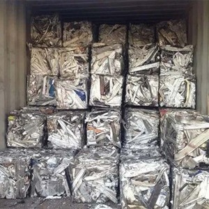 Chatarra de aluminio 6063 de alta calidad a granel con superficies limpias y composición química verificada para uso y comercio industrial - Product Image 2