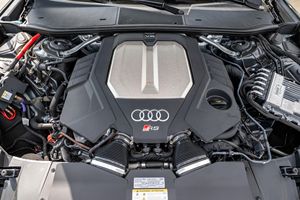 Audi RS6 Avant Performance ปี 2025 มือสอง สภาพดี ไมล์ 4k กม. เครื่องยนต์ V8 ทวินเทอร์โบ 621 แรงม้า อุปกรณ์ครบครัน ระบบเบรกเซรามิก RS - Product Image 4