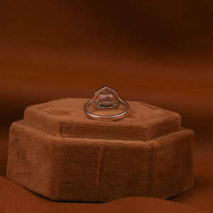 Bague de fiançailles sur mesure en plaqué or massif 14KT Style tendance Coupe rayonnante Lab Grown Pink Diamond IGI Certified-Fine Rings - Product Image 5