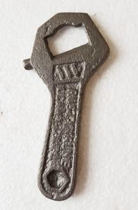 Décapsuleur à usage intensif de conception abstraite avec votre motif imprimé Décapsuleur en fonte pour les restaurants des bars des hôtels les mieux classés - Product Image 3