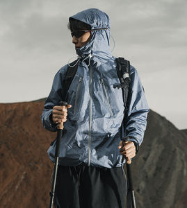 Veste coupe-vent imperméable de haute qualité pour homme, avec capuche, logo frontal, motif camouflage, fermeture éclair, idéale pour le printemps - Product Image 1