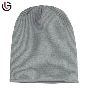 Bonnet Jacquard d'hiver pour hommes, dernier design, élégant et chaud, en laine de qualité supérieure, fabriqué au Pakistan, adapté à la plage - Product Image 2