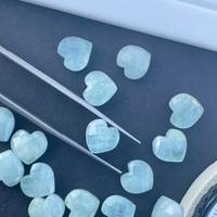 Perles de briolette en aquamarine naturelle de 10 mm en forme de cœur, pierres précieuses facettées sculptées à la main, effet de jeu de couleurs bleu feu pour la fabrication de bijoux