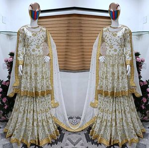 Vêtements ethniques indiens Nouveau Designer Party Wear Look Broderie lourde Sharara Salwar Suit/ Palazzo Suit Collection - Product Image 2