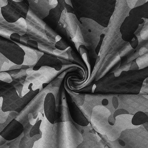 Diseño de camuflaje OEM personalizado camisas de manga larga para correr 100% poliéster Spandex UPF protección solar ropa deportiva ropa de pesca camisas - Product Image 6