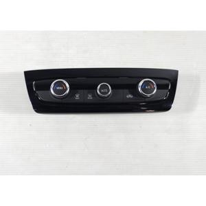 Systèmes de climatisation OPEL Corsa F Série 9852939880 (19>) - Product Image 1