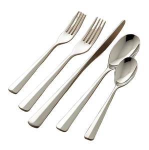 Ensemble de couverts en acier inoxydable au design moderne Couverts épais plaqués argent avec poignée plate pour dîner ou cadeau de mariage - Product Image 1