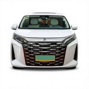 Xia DM-i 218KM Edición Superior, Nuevo Vehículo Familiar de 7 Plazas, Automático, R18 PHEV MPV con Motor de 200kW y 218KM de Autonomía Eléctrica CLTC - Product Image 1