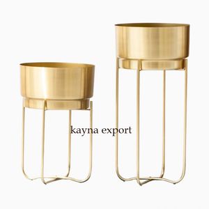 Macetero de metal chapado en oro hecho a mano con soporte para decoración de hogar y jardín - Product Image 3