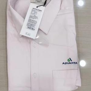 Camisa de vestir rosa claro suave Corte clásico para ropa formal o informal - Product Image 3