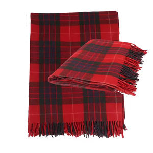 Venta superior Tamaño personalizado Ecológico Jacquard Fazer Lana Mantas de picnic Patrón tejido rojo para uso en exteriores Buen precio Fabricado - Product Image 6