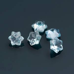 100% sculpture en forme d'étoile de topaze bleu ciel naturel, pierre précieuse en vrac de topaze bleue pour la fabrication de bijoux taille calibrée de topaze bleue - Product Image 1